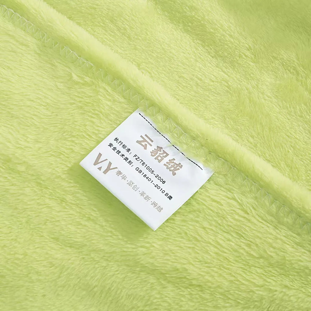 230Gsm Soft Coral Fleece Flannel Blankets Solid Thin Light Weght Sofa Cover Bedspread Faux Fur Plaid Blankets