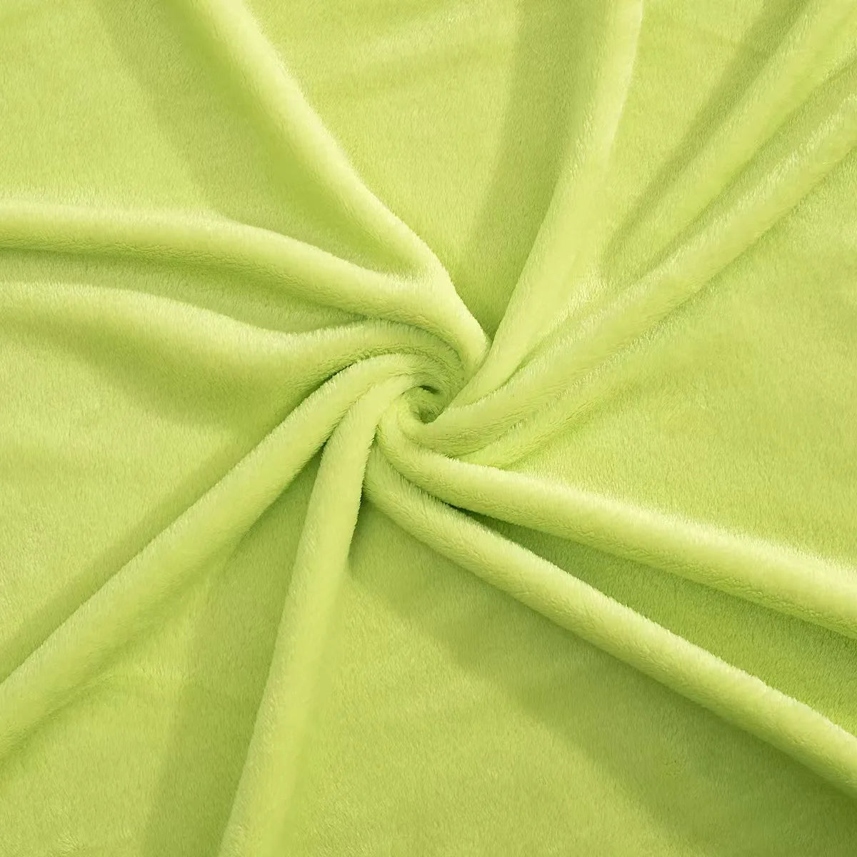 230Gsm Soft Coral Fleece Flannel Blankets Solid Thin Light Weght Sofa Cover Bedspread Faux Fur Plaid Blankets