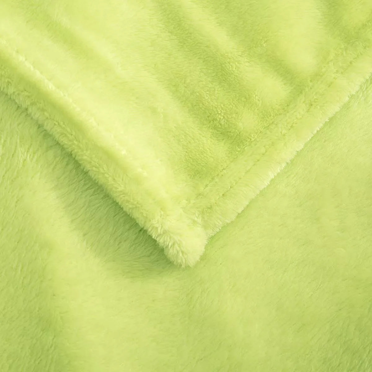 230Gsm Soft Coral Fleece Flannel Blankets Solid Thin Light Weght Sofa Cover Bedspread Faux Fur Plaid Blankets